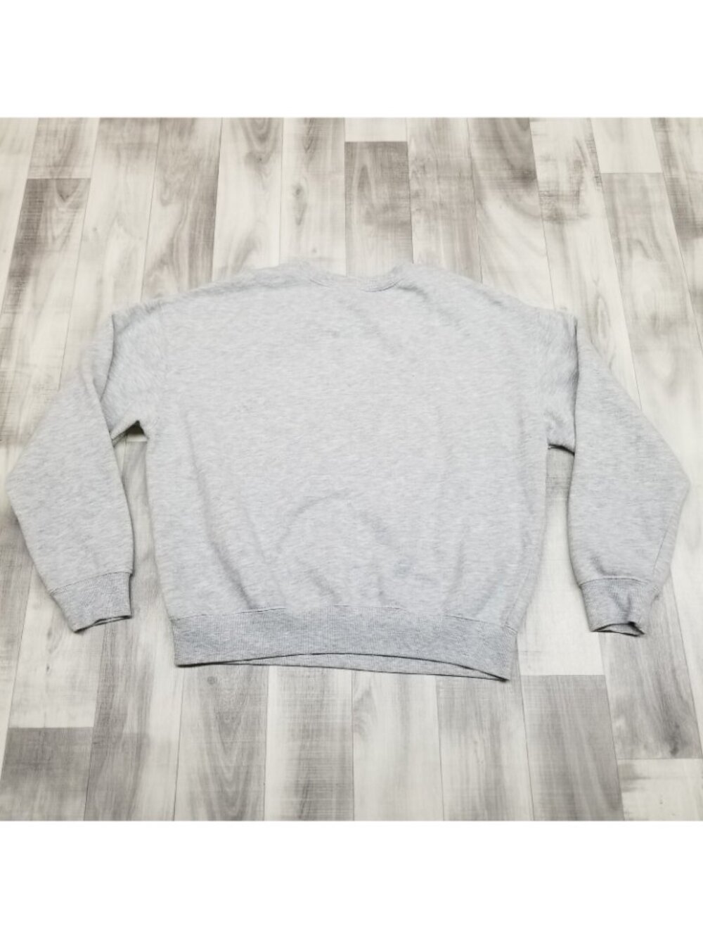 ✅Walt Disney World Characters VTG Style Let There Be Love Crewneck Sweatshirt L - Picture 2 of 9